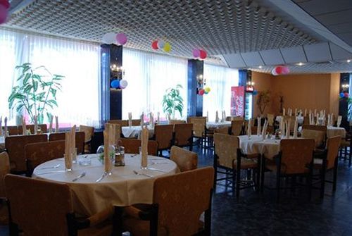 Elbrus Hotel Pazardzhik Luaran gambar