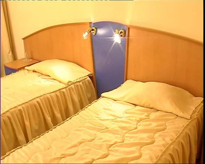 Elbrus Hotel Pazardzhik Bilik gambar