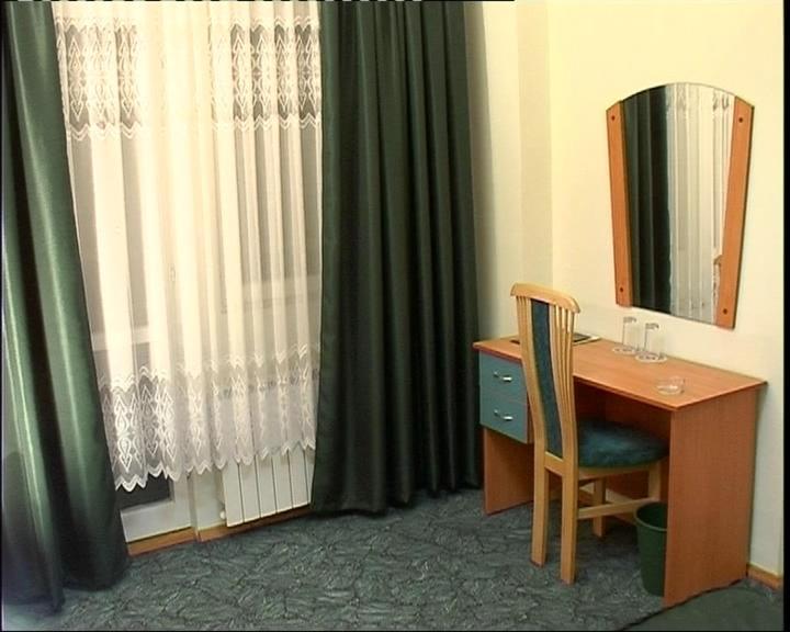 Elbrus Hotel Pazardzhik Bilik gambar